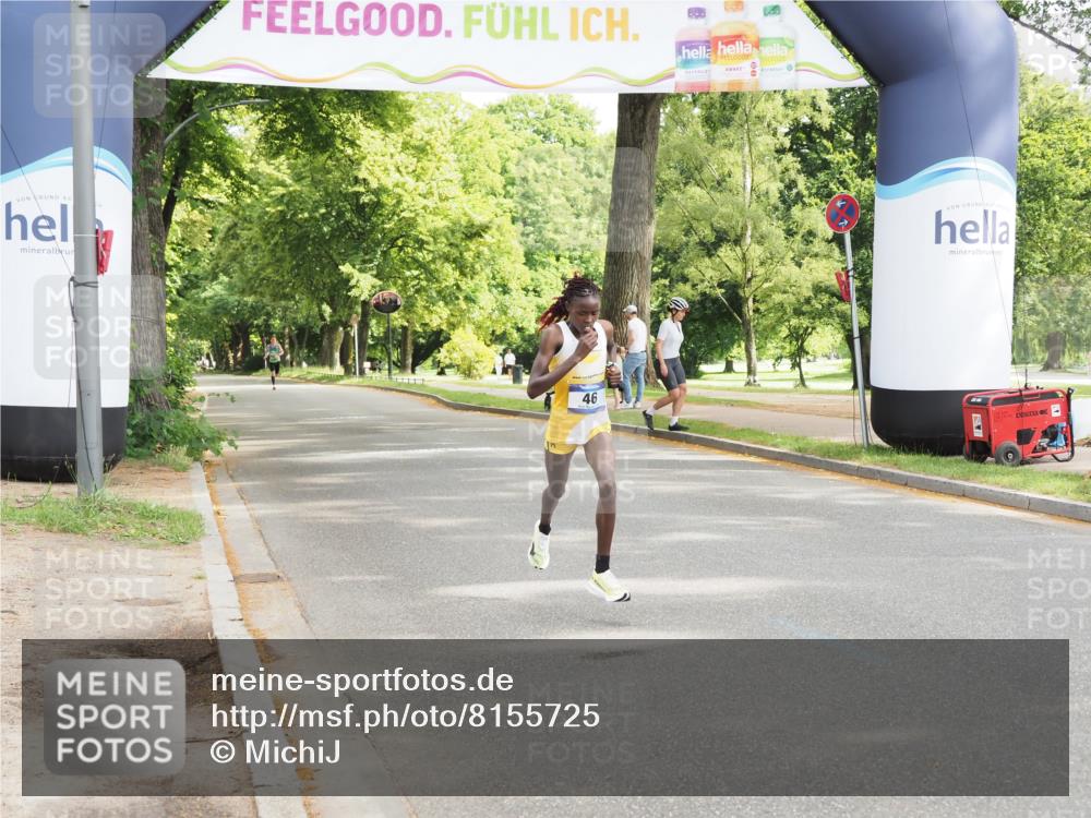 29.06.2025 - hella hamburg halbmarathon MichiJ http://msf.ph/oto/8155725 29.06.2025 10:02:37 Zwischen KM18-KM19  meine-sportfotos.de