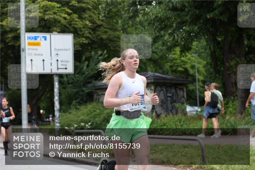 29.06.2025 - hella hamburg halbmarathon Yannick Fuchs http://msf.ph/oto/8155739 29.06.2025 10:58:20 20KM 2463, 2810, 3919, 4542, 6100, 7042, 7474, 7907, 8171, 8810, 8890, 9254, 9680, 9816, 10694, 11960, 12479, 12646, 13503, 13542, 13901, 14225, 14822, 14970, 15698, 15797, 16455, 16594, 16753, 17150, 17533, 18321, 18440, 18739, 19240 meine-sportfotos.de