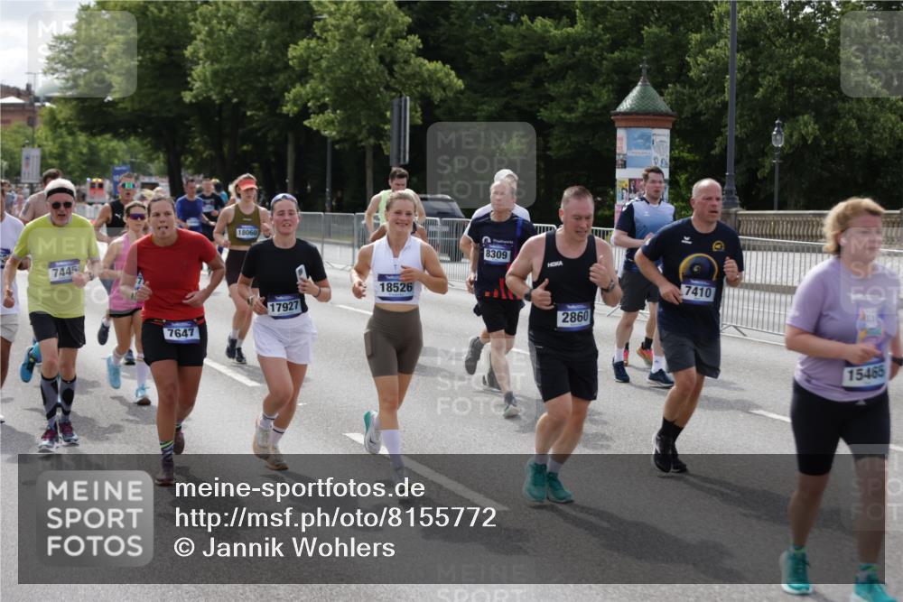 29.06.2025 - hella hamburg halbmarathon Jannik Wohlers http://msf.ph/oto/8155772 29.06.2025 10:16:57 Lombardsbrücke 1083, 1356, 1477, 2305, 2860, 3464, 3466, 3802, 3803, 4194, 4852, 5023, 5390, 5930, 6126, 6128, 6520, 6522, 7011, 7291, 7410, 7445, 7566, 7647, 7844, 7945, 8210, 8253, 8309, 8351, 8433, 8558, 8895, 9152, 9259, 10377, 10460, 10592, 11102, 12042, 12100, 12166, 14199, 14208, 14209, 14648, 14950, 15293, 15465, 16555, 16817, 17058, 17628, 17717, 17927, 17984, 18039, 18060, 18108, 18344, 18469, 18526, 18571 meine-sportfotos.de