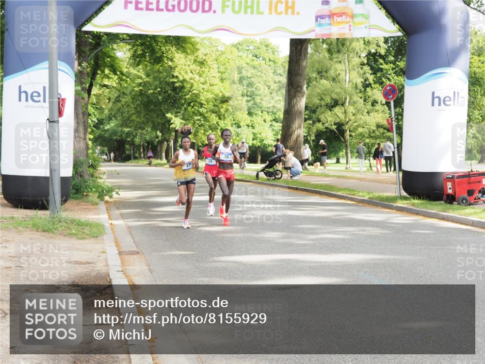29.06.2025 - hella hamburg halbmarathon MichiJ http://msf.ph/oto/8155929 29.06.2025 10:03:34 Zwischen KM18-KM19  meine-sportfotos.de