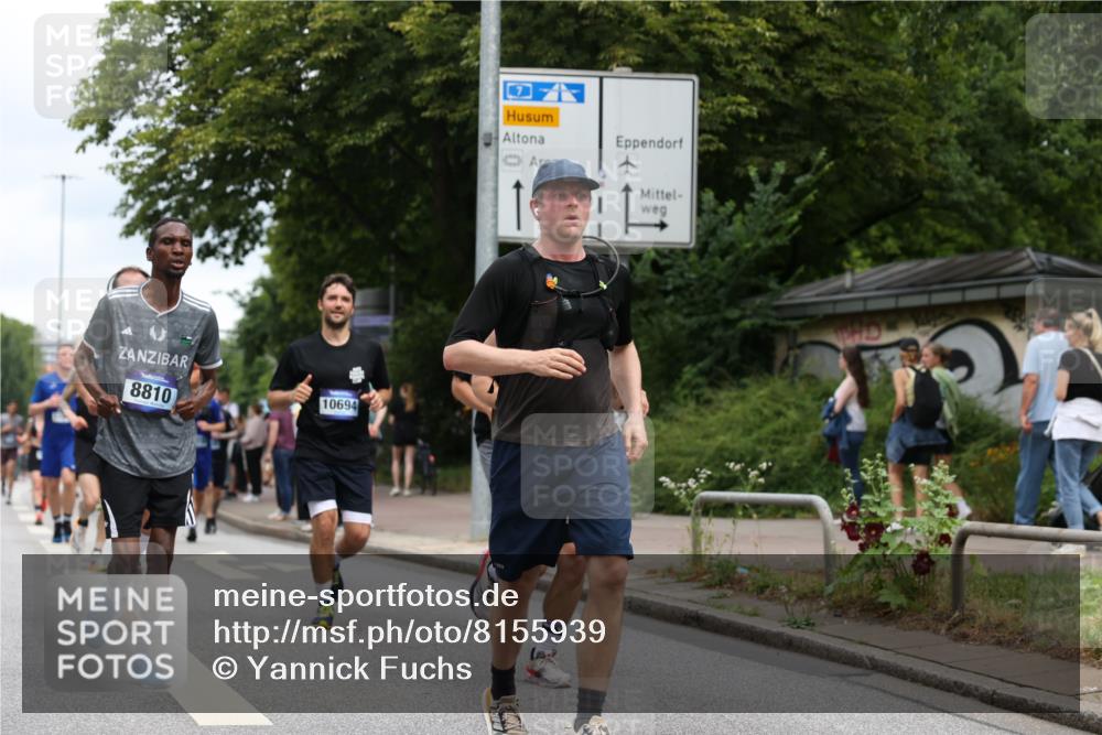 29.06.2025 - hella hamburg halbmarathon Yannick Fuchs http://msf.ph/oto/8155939 29.06.2025 10:58:25 20KM 2298, 2463, 2810, 3919, 4542, 6100, 7474, 8171, 8810, 8890, 9254, 9680, 9816, 10694, 11960, 12426, 12479, 12646, 13901, 14225, 14822, 14970, 15698, 15797, 16455, 16594, 16753, 17533, 18321, 18440, 18739, 19240 meine-sportfotos.de