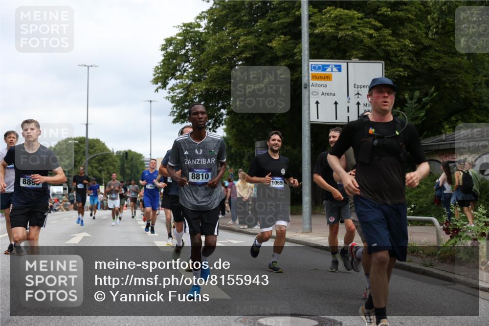 29.06.2025 - hella hamburg halbmarathon Yannick Fuchs http://msf.ph/oto/8155943 29.06.2025 10:58:26 20KM 2298, 2463, 3919, 4542, 6100, 7474, 8171, 8810, 8890, 9254, 9680, 9816, 10694, 11960, 12426, 12479, 12646, 12843, 13901, 14225, 14822, 14970, 15698, 15797, 16455, 16594, 16753, 18321, 18440, 18739, 19240 meine-sportfotos.de