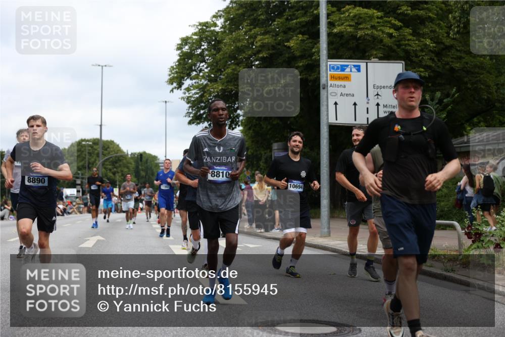 29.06.2025 - hella hamburg halbmarathon Yannick Fuchs http://msf.ph/oto/8155945 29.06.2025 10:58:26 20KM 2298, 2463, 3919, 4542, 6100, 7474, 8171, 8810, 8890, 9254, 9680, 9816, 10694, 11960, 12426, 12479, 12646, 12843, 13901, 14225, 14822, 14970, 15698, 15797, 16455, 16594, 16753, 18321, 18440, 18739, 19240 meine-sportfotos.de