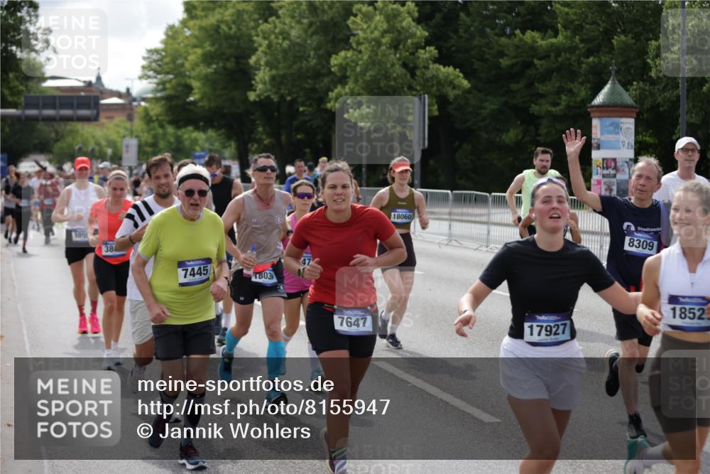 29.06.2025 - hella hamburg halbmarathon Jannik Wohlers http://msf.ph/oto/8155947 29.06.2025 10:16:59 Lombardsbrücke 1083, 1477, 2305, 2860, 3464, 3466, 3802, 3803, 4194, 4852, 5023, 6126, 6128, 6520, 6522, 7011, 7291, 7410, 7445, 7566, 7647, 7844, 7945, 8210, 8253, 8309, 8351, 8433, 8895, 9152, 9259, 10377, 10460, 10592, 10620, 11102, 12042, 12166, 12668, 14199, 14208, 14209, 14648, 14877, 14950, 15293, 15465, 16024, 16555, 16817, 17058, 17628, 17717, 17927, 18039, 18060, 18108, 18344, 18469, 18526, 18564 meine-sportfotos.de