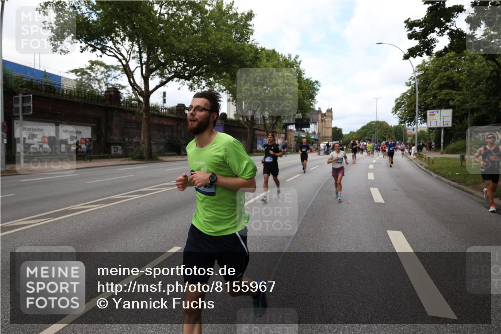 29.06.2025 - hella hamburg halbmarathon Yannick Fuchs http://msf.ph/oto/8155967 29.06.2025 10:38:09 20KM 3109, 3116, 3124, 3146, 3437, 5506, 5692, 6495, 6705, 6991, 7093, 7185, 7451, 8145, 8218, 8664, 8900, 9043, 9081, 9931, 10246, 10493, 11153, 11648, 11778, 11848, 12327, 12438, 12623, 12657, 13348, 13897, 14690, 14861, 15383, 15932, 16105, 16301, 16547, 16549, 16648, 16720, 17376, 17391, 17403, 17516, 17912, 18678, 18775, 18942, 19090 meine-sportfotos.de