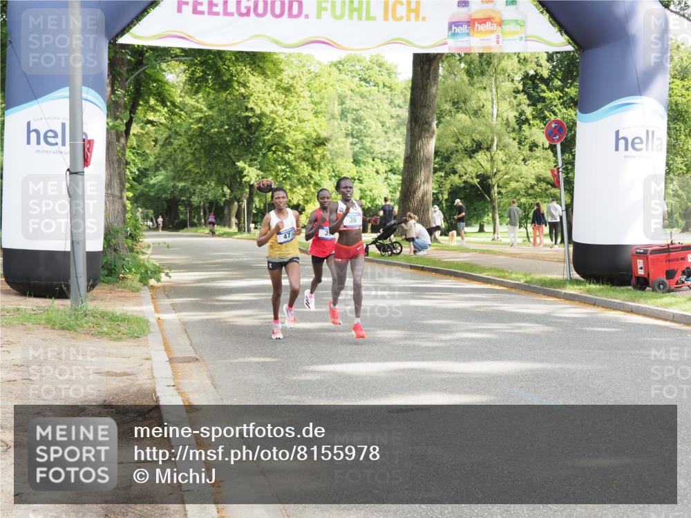 29.06.2025 - hella hamburg halbmarathon MichiJ http://msf.ph/oto/8155978 29.06.2025 10:03:35 Zwischen KM18-KM19 39 meine-sportfotos.de