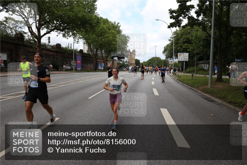 29.06.2025 - hella hamburg halbmarathon Yannick Fuchs http://msf.ph/oto/8156000 29.06.2025 10:38:10 20KM 3109, 3116, 3124, 3146, 3437, 5506, 5692, 6495, 6705, 6991, 7093, 7185, 7451, 8145, 8218, 8664, 8900, 9043, 9081, 9931, 10246, 10493, 10669, 11153, 11346, 11648, 11778, 11848, 12327, 12438, 12623, 12657, 13348, 13897, 14690, 14861, 15383, 15932, 16105, 16301, 16547, 16549, 16648, 16720, 17376, 17403, 17516, 17912, 18678, 18775, 18942, 19090 meine-sportfotos.de