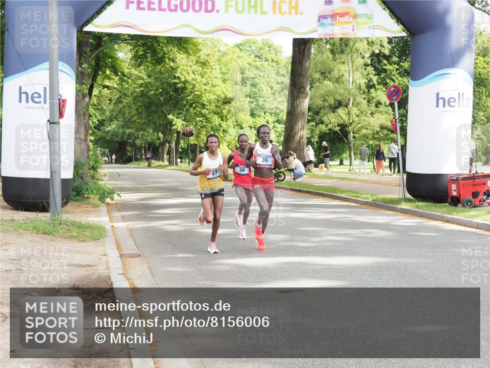 29.06.2025 - hella hamburg halbmarathon MichiJ http://msf.ph/oto/8156006 29.06.2025 10:03:35 Zwischen KM18-KM19 39 meine-sportfotos.de