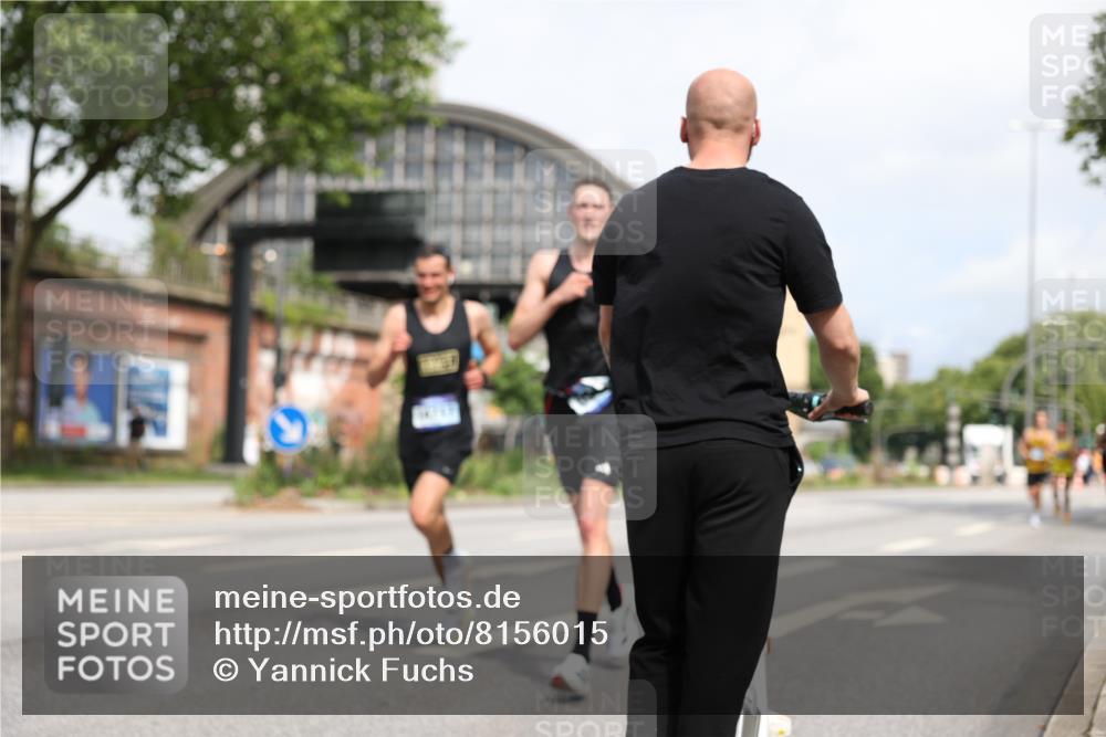 29.06.2025 - hella hamburg halbmarathon Yannick Fuchs http://msf.ph/oto/8156015 29.06.2025 10:16:33 20KM 6530, 11210, 14717, 14766, 14933, 16120, 16988, 17402 meine-sportfotos.de