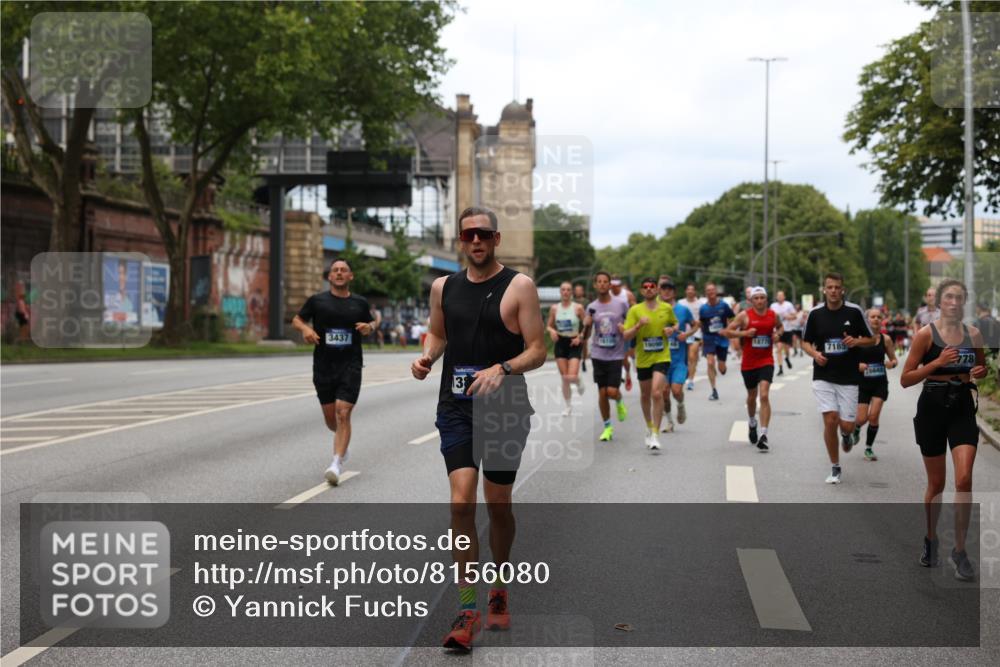 29.06.2025 - hella hamburg halbmarathon Yannick Fuchs http://msf.ph/oto/8156080 29.06.2025 10:38:14 20KM 1558, 3116, 3146, 3437, 4425, 4981, 5506, 5692, 6495, 6705, 6991, 7093, 7185, 7451, 8063, 8145, 8218, 8900, 9043, 9081, 9931, 10246, 10669, 10930, 11153, 11346, 11648, 11778, 11848, 12327, 12438, 12623, 12657, 13348, 13421, 13897, 13996, 14690, 14861, 15383, 15512, 15932, 16062, 16105, 16224, 16301, 16547, 16549, 16648, 16720, 17376, 17516, 17912, 18678, 18775, 18942, 19090 meine-sportfotos.de