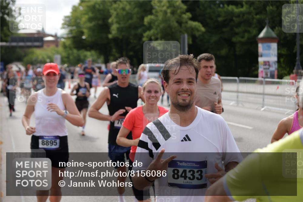 29.06.2025 - hella hamburg halbmarathon Jannik Wohlers http://msf.ph/oto/8156086 29.06.2025 10:17:01 Lombardsbrücke 1083, 1204, 1477, 2305, 2860, 3464, 3466, 3802, 3803, 4194, 4852, 5023, 6126, 6128, 6520, 6522, 6786, 7011, 7291, 7410, 7445, 7566, 7647, 7844, 7945, 8210, 8253, 8309, 8351, 8433, 8895, 9152, 9259, 9848, 10377, 10460, 10592, 10620, 10677, 11102, 11372, 12042, 12166, 12668, 14199, 14208, 14209, 14307, 14648, 14877, 14950, 15293, 15465, 16024, 16555, 17058, 17083, 17628, 17717, 17927, 18039, 18060, 18344, 18469, 18526, 18564 meine-sportfotos.de