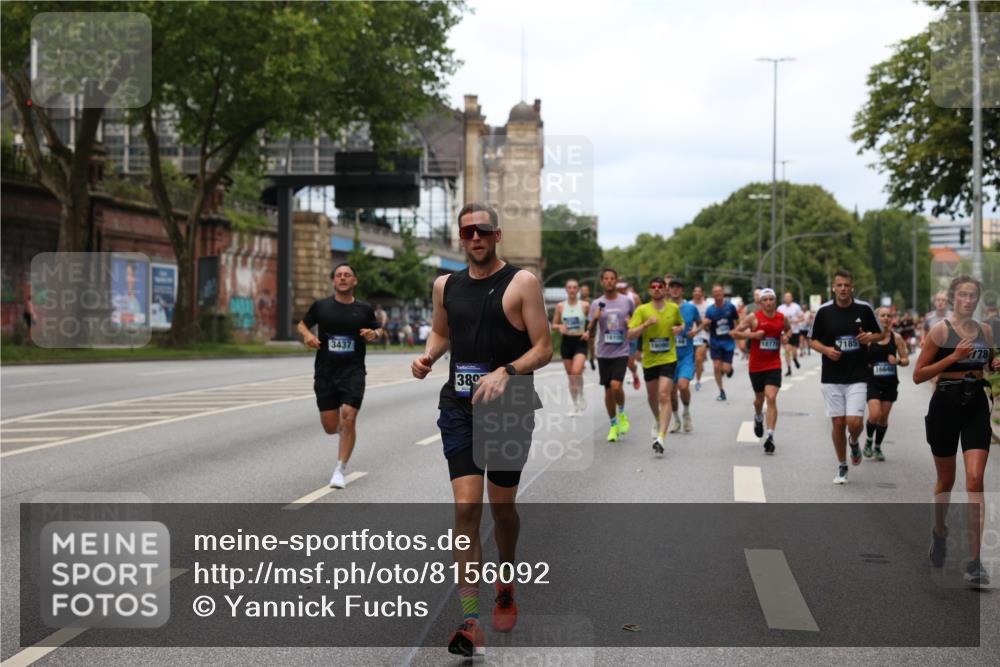 29.06.2025 - hella hamburg halbmarathon Yannick Fuchs http://msf.ph/oto/8156092 29.06.2025 10:38:14 20KM 1558, 3116, 3146, 3437, 4425, 4981, 5506, 5692, 6495, 6705, 6991, 7093, 7185, 7451, 8063, 8145, 8218, 8900, 9043, 9081, 9931, 10246, 10669, 10930, 11153, 11346, 11648, 11778, 11848, 12327, 12438, 12623, 12657, 13348, 13421, 13897, 13996, 14690, 14861, 15383, 15512, 15932, 16062, 16105, 16224, 16301, 16547, 16549, 16648, 16720, 17376, 17516, 17912, 18678, 18775, 18942, 19090 meine-sportfotos.de
