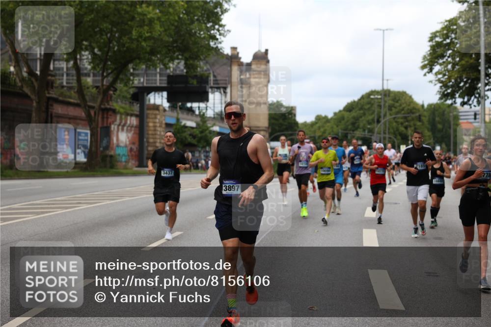 29.06.2025 - hella hamburg halbmarathon Yannick Fuchs http://msf.ph/oto/8156106 29.06.2025 10:38:14 20KM 1558, 3116, 3146, 3437, 4425, 4981, 5506, 5692, 6495, 6705, 6991, 7093, 7185, 7451, 8063, 8145, 8218, 8900, 9043, 9081, 9931, 10246, 10669, 10930, 11153, 11346, 11648, 11778, 11848, 12327, 12438, 12623, 12657, 13348, 13421, 13897, 13996, 14690, 14861, 15383, 15512, 15932, 16062, 16105, 16224, 16301, 16547, 16549, 16648, 16720, 17376, 17516, 17912, 18678, 18775, 18942, 19090 meine-sportfotos.de