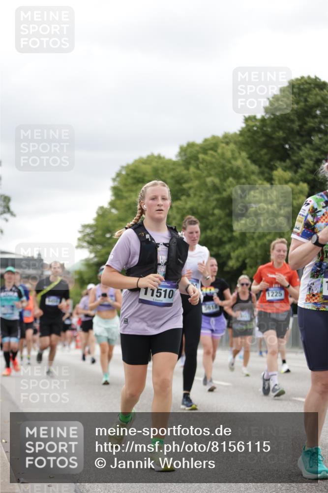 29.06.2025 - hella hamburg halbmarathon Jannik Wohlers http://msf.ph/oto/8156115 29.06.2025 11:01:07 Lombardsbrücke 1225, 1251, 1435, 1746, 2679, 3395, 3627, 3629, 4020, 4279, 5170, 5297, 5342, 5618, 6205, 6394, 6411, 6412, 6963, 7255, 7424, 8488, 9235, 9458, 11001, 11146, 11510, 12050, 12294, 12701, 12857, 12990, 13447, 13759, 14853, 14958, 15043, 15302, 15554, 15781, 15839, 16299, 16300, 16827, 17279, 17302, 17308, 17338, 17413, 17546, 17747, 18242, 19147, 19236 meine-sportfotos.de