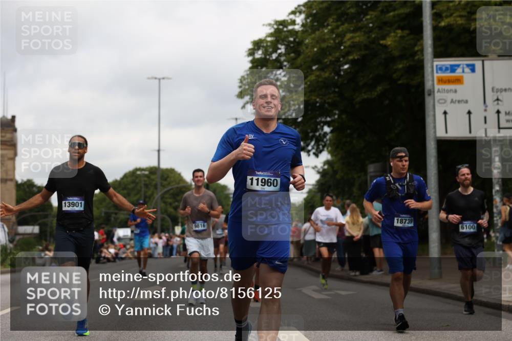 29.06.2025 - hella hamburg halbmarathon Yannick Fuchs http://msf.ph/oto/8156125 29.06.2025 10:58:30 20KM 2298, 2463, 3919, 4542, 6100, 7081, 7474, 8171, 8810, 8890, 9254, 9680, 9816, 10694, 11960, 12426, 12646, 12781, 12843, 13901, 14822, 14970, 15698, 16455, 16594, 16753, 16770, 18321, 18440, 18520, 18739, 19240 meine-sportfotos.de