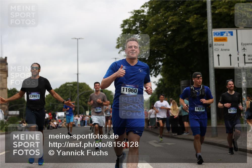 29.06.2025 - hella hamburg halbmarathon Yannick Fuchs http://msf.ph/oto/8156128 29.06.2025 10:58:30 20KM 2298, 2463, 3919, 4542, 6100, 7081, 7474, 8171, 8810, 8890, 9254, 9680, 9816, 10694, 11960, 12426, 12646, 12781, 12843, 13901, 14822, 14970, 15698, 16455, 16594, 16753, 16770, 18321, 18440, 18520, 18739, 19240 meine-sportfotos.de