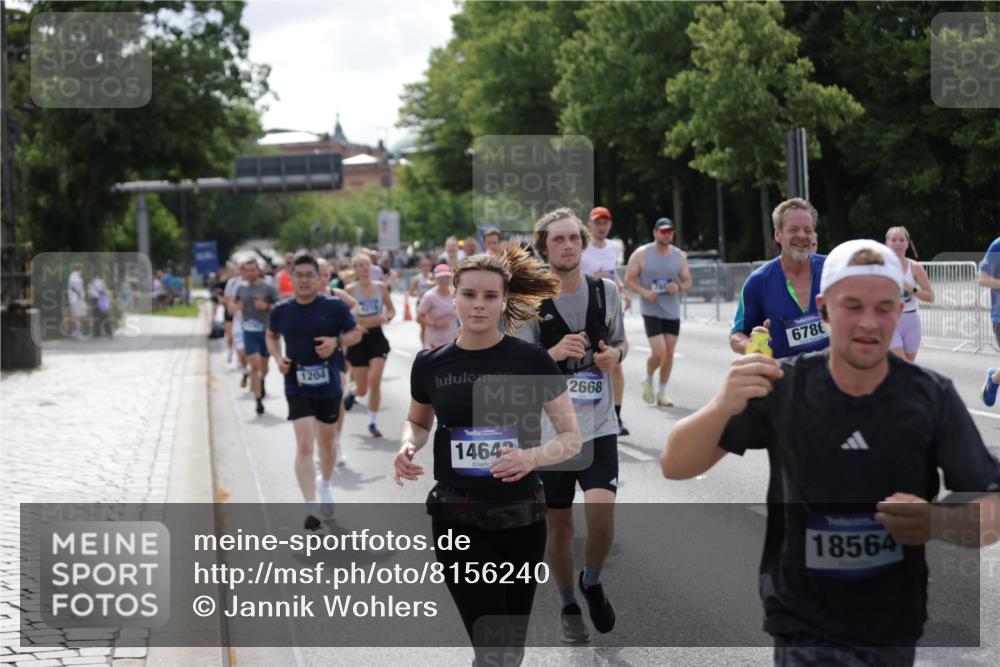 29.06.2025 - hella hamburg halbmarathon Jannik Wohlers http://msf.ph/oto/8156240 29.06.2025 10:17:07 Lombardsbrücke 1204, 1477, 1795, 2259, 2305, 2548, 2860, 3802, 3803, 4194, 4218, 4852, 5002, 6254, 6336, 6352, 6520, 6786, 7011, 7258, 7291, 7410, 7413, 7445, 7566, 7844, 8210, 8309, 8351, 8433, 8895, 9848, 10377, 10620, 10677, 11372, 11707, 12031, 12668, 12683, 14194, 14208, 14209, 14307, 14648, 14877, 16024, 16555, 17083, 17542, 17628, 17717, 17927, 18039, 18060, 18469, 18526, 18564, 19029 meine-sportfotos.de