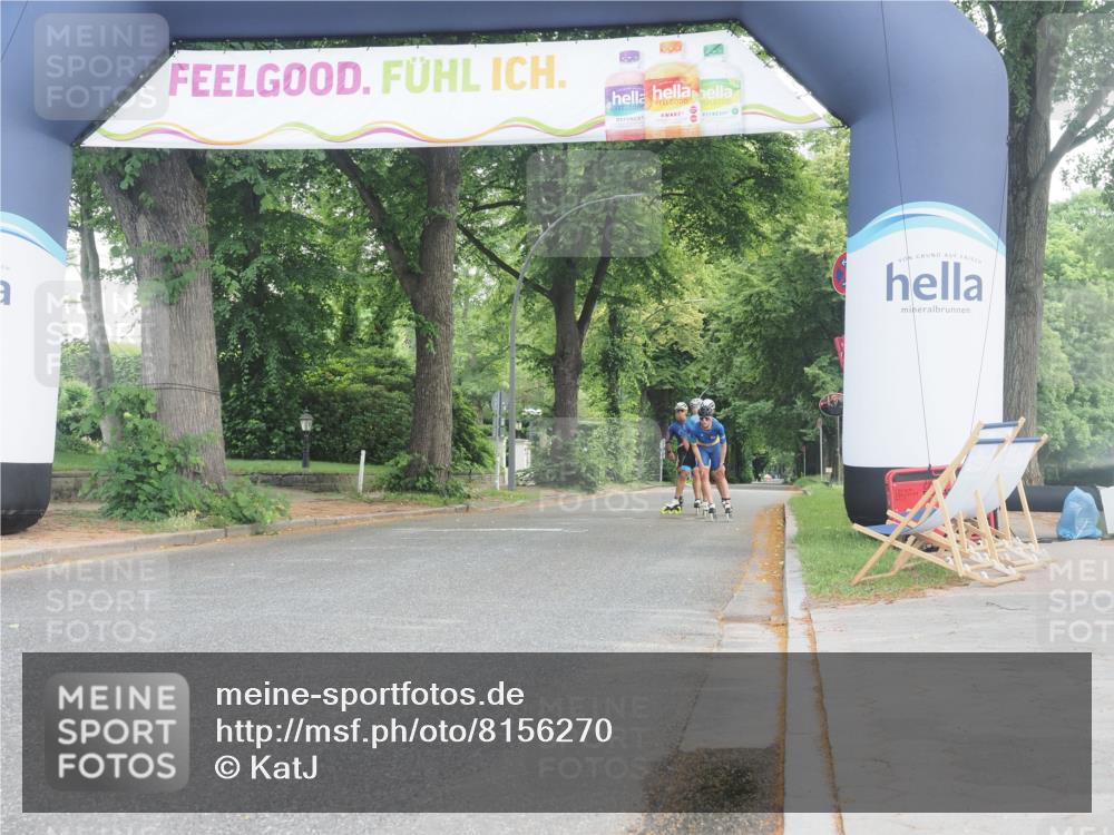 29.06.2025 - hella hamburg halbmarathon KatJ http://msf.ph/oto/8156270 29.06.2025 09:00:13 Zwischen KM18-KM19  meine-sportfotos.de