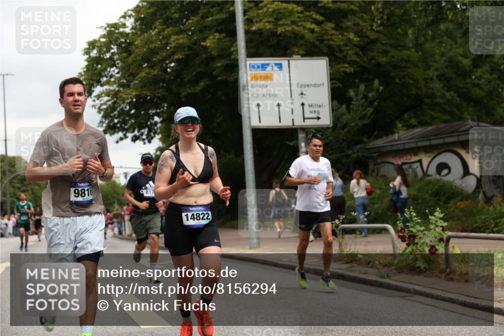 29.06.2025 - hella hamburg halbmarathon Yannick Fuchs http://msf.ph/oto/8156294 29.06.2025 10:58:32 20KM 1842, 2298, 2463, 3919, 4542, 6100, 7081, 7474, 8171, 8810, 9254, 9680, 9816, 10694, 10824, 11960, 12426, 12646, 12781, 12843, 13901, 14822, 15698, 16455, 16594, 16753, 16770, 18321, 18440, 18520, 18739, 19240 meine-sportfotos.de