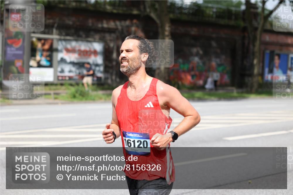 29.06.2025 - hella hamburg halbmarathon Yannick Fuchs http://msf.ph/oto/8156326 29.06.2025 10:16:48 20KM 9442, 16120, 17856 meine-sportfotos.de