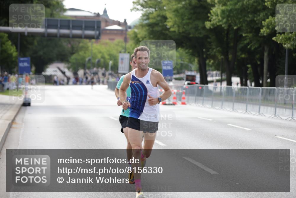 29.06.2025 - hella hamburg halbmarathon Jannik Wohlers http://msf.ph/oto/8156330 29.06.2025 09:37:27 Lombardsbrücke 45, 50, 3944, 12673 meine-sportfotos.de