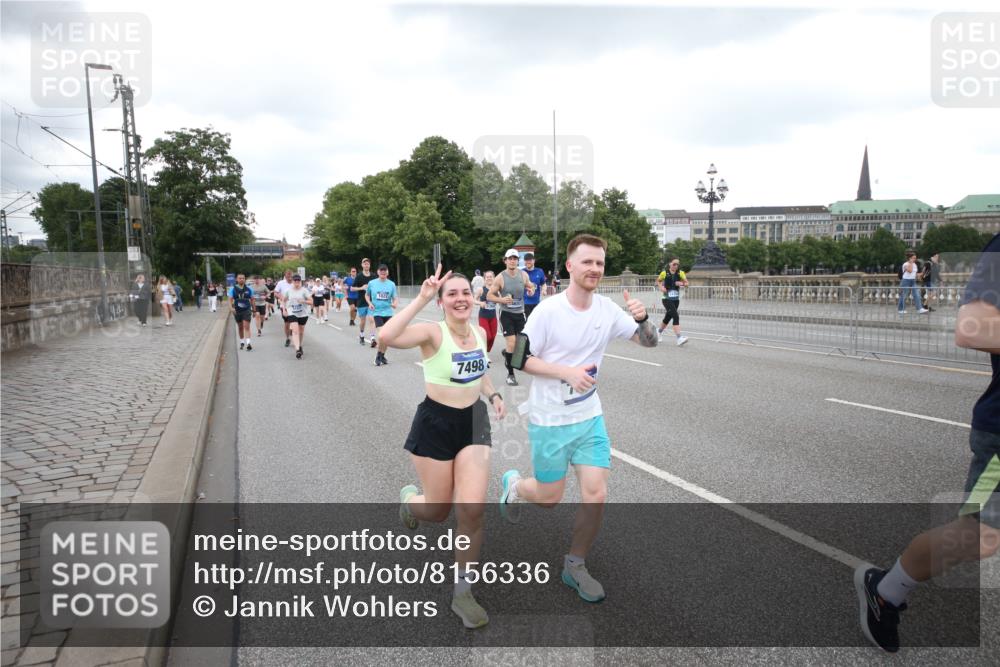 29.06.2025 - hella hamburg halbmarathon Jannik Wohlers http://msf.ph/oto/8156336 29.06.2025 10:53:55 Lombardsbrücke 1762, 1779, 1822, 1949, 2600, 2761, 3187, 3188, 3364, 3795, 3857, 4720, 4971, 5157, 5309, 5514, 5817, 5933, 6987, 7498, 7670, 7874, 7946, 8801, 8803, 8867, 9130, 9203, 10207, 11354, 11785, 11830, 12429, 12898, 12923, 13035, 13850, 14177, 14386, 14416, 14655, 14904, 15318, 15674, 16117, 16522, 16628, 16691, 16839, 16888, 18093, 18431 meine-sportfotos.de