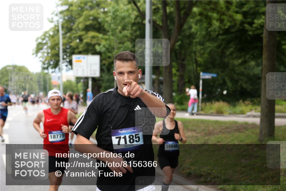 29.06.2025 - hella hamburg halbmarathon Yannick Fuchs http://msf.ph/oto/8156366 29.06.2025 10:38:18 20KM 1415, 1558, 2816, 3146, 3437, 3907, 4425, 4981, 5506, 5624, 5692, 6490, 6705, 6991, 7005, 7093, 7185, 7451, 8063, 8145, 8218, 8900, 9043, 9081, 9374, 9633, 9931, 10246, 10669, 10930, 11153, 11346, 11648, 11848, 12327, 12438, 12966, 13348, 13421, 13897, 13996, 14690, 14861, 15383, 15512, 15862, 15932, 16062, 16105, 16224, 16301, 16547, 16549, 16648, 16720, 17251, 17376, 17516, 17912, 18678, 18775, 18942, 19090 meine-sportfotos.de