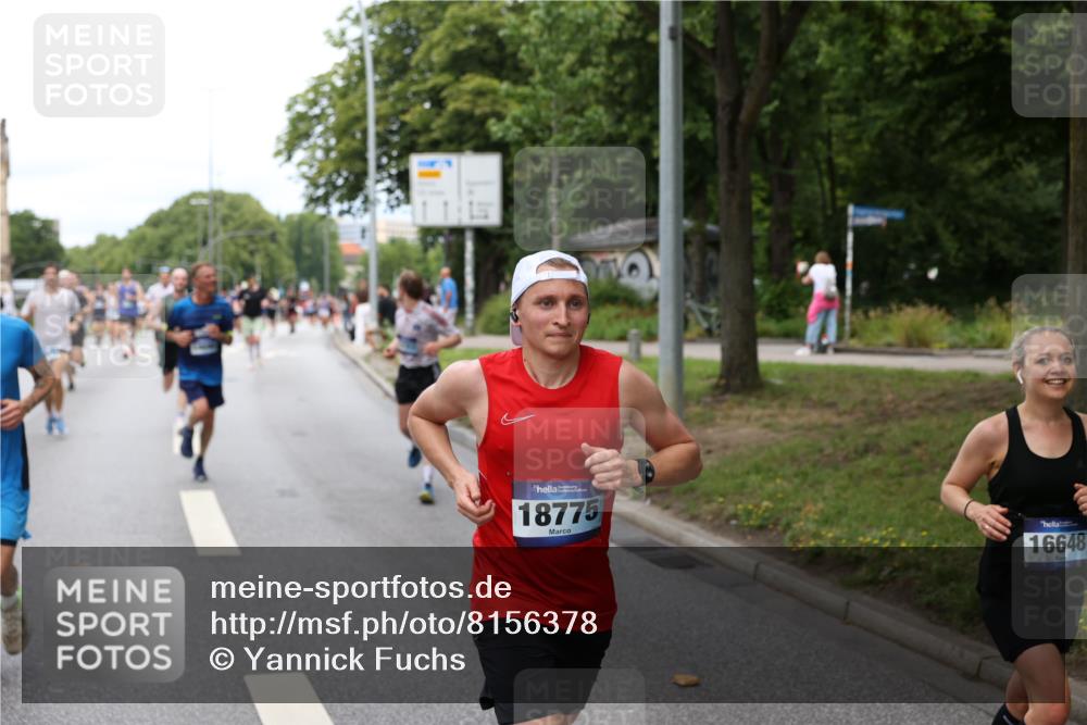 29.06.2025 - hella hamburg halbmarathon Yannick Fuchs http://msf.ph/oto/8156378 29.06.2025 10:38:18 20KM 1415, 1558, 2816, 3146, 3437, 3907, 4425, 4981, 5506, 5624, 5692, 6490, 6705, 6991, 7005, 7093, 7185, 7451, 8063, 8145, 8218, 8900, 9043, 9081, 9374, 9633, 9931, 10246, 10669, 10930, 11153, 11346, 11648, 11848, 12327, 12438, 12966, 13348, 13421, 13897, 13996, 14690, 14861, 15383, 15512, 15862, 15932, 16062, 16105, 16224, 16301, 16547, 16549, 16648, 16720, 17251, 17376, 17516, 17912, 18678, 18775, 18942, 19090 meine-sportfotos.de