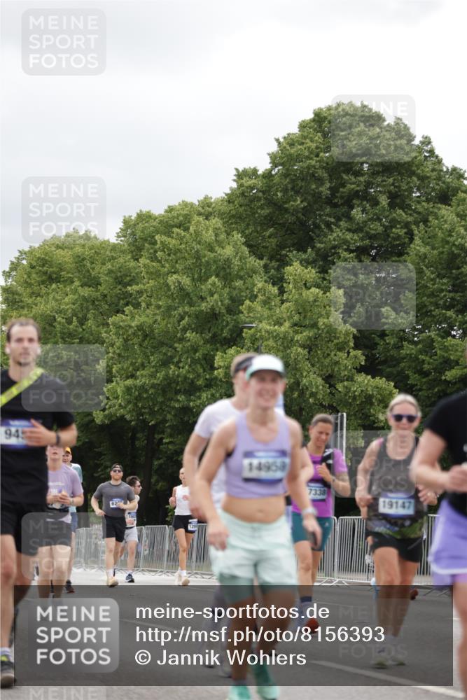 29.06.2025 - hella hamburg halbmarathon Jannik Wohlers http://msf.ph/oto/8156393 29.06.2025 11:01:10 Lombardsbrücke 1099, 1103, 1172, 1225, 1251, 1435, 1746, 2679, 3395, 3627, 3629, 3811, 4274, 4279, 5170, 5297, 5342, 5618, 6205, 6267, 6394, 6411, 6412, 7255, 7424, 8485, 8488, 9235, 9458, 11001, 11146, 11510, 11572, 11573, 12050, 12294, 12701, 12857, 12990, 13447, 13759, 14853, 14958, 15043, 15554, 15632, 15839, 16299, 16300, 17279, 17338, 17413, 17546, 17747, 18242, 19147, 19236 meine-sportfotos.de