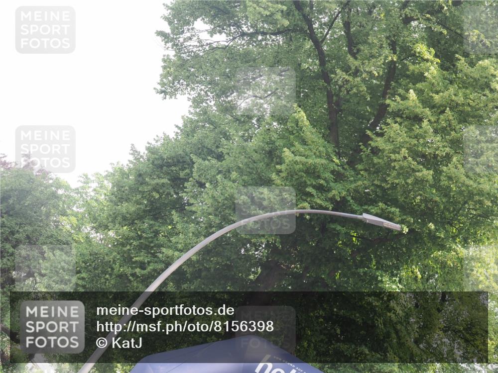 29.06.2025 - hella hamburg halbmarathon KatJ http://msf.ph/oto/8156398 29.06.2025 09:01:30 Zwischen KM18-KM19  meine-sportfotos.de