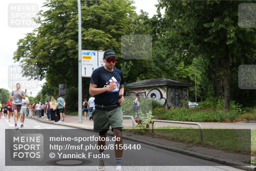 29.06.2025 - hella hamburg halbmarathon Yannick Fuchs http://msf.ph/oto/8156440 29.06.2025 10:58:35 20KM 1229, 1842, 2298, 2463, 2698, 3572, 3919, 4542, 6100, 7081, 7271, 7474, 8171, 8405, 8810, 9254, 9680, 9816, 10402, 10694, 10824, 11556, 11960, 12426, 12646, 12781, 12843, 13901, 14822, 15009, 15698, 16344, 16455, 16753, 16770, 16911, 18321, 18440, 18520, 18707, 18739, 19240 meine-sportfotos.de