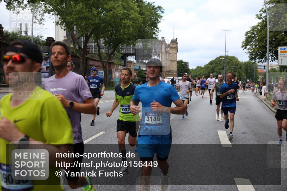 29.06.2025 - hella hamburg halbmarathon Yannick Fuchs http://msf.ph/oto/8156449 29.06.2025 10:38:19 20KM 1415, 1558, 2816, 3146, 3437, 3907, 4425, 4981, 5506, 5624, 5692, 6490, 6705, 6991, 7005, 7093, 7451, 8063, 8145, 8218, 8900, 9043, 9081, 9374, 9633, 9931, 10246, 10669, 10930, 11153, 11346, 11648, 11848, 12327, 12438, 12966, 13348, 13421, 13996, 14690, 14861, 15383, 15512, 15862, 15932, 16062, 16105, 16224, 16301, 16547, 16549, 16648, 16720, 17251, 17376, 17516, 17912, 18678, 18775, 18942, 19090 meine-sportfotos.de