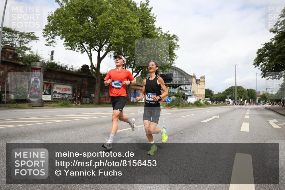29.06.2025 - hella hamburg halbmarathon Yannick Fuchs http://msf.ph/oto/8156453 29.06.2025 10:17:12 20KM 6559, 9442, 10650, 11965, 13751, 16068, 17856 meine-sportfotos.de