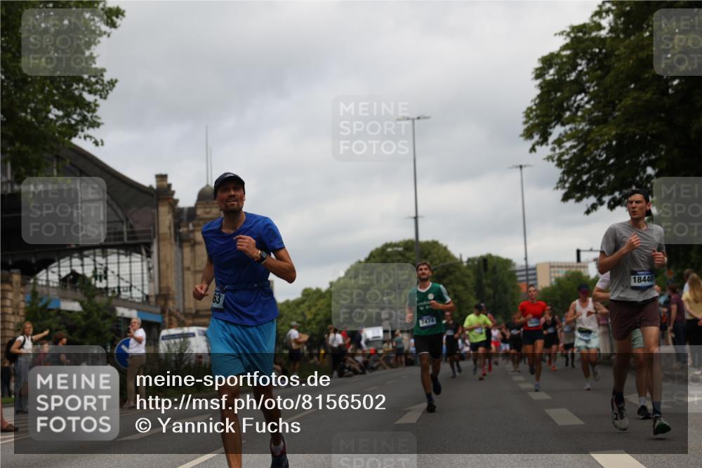 29.06.2025 - hella hamburg halbmarathon Yannick Fuchs http://msf.ph/oto/8156502 29.06.2025 10:58:36 20KM 1062, 1229, 1842, 2298, 2463, 2698, 3572, 4542, 6100, 7081, 7271, 7474, 8171, 8405, 9254, 9680, 9816, 9986, 10067, 10402, 10694, 10824, 11556, 11960, 12426, 12475, 12646, 12781, 12843, 13901, 14822, 15009, 16344, 16455, 16605, 16753, 16770, 16911, 17895, 18321, 18440, 18520, 18707, 18739, 19240 meine-sportfotos.de