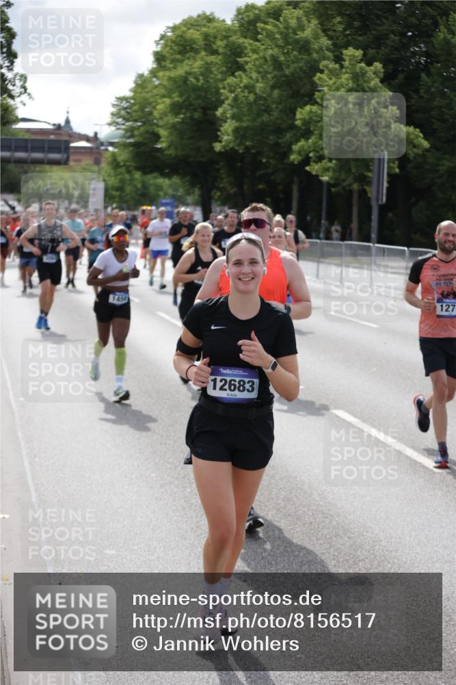 29.06.2025 - hella hamburg halbmarathon Jannik Wohlers http://msf.ph/oto/8156517 29.06.2025 10:17:17 Lombardsbrücke 1015, 1204, 1274, 1458, 1749, 1795, 2094, 2259, 2548, 3138, 3292, 4218, 5002, 5290, 5611, 5733, 6254, 6336, 6352, 6786, 7258, 7291, 7413, 7566, 7844, 8144, 9400, 9798, 9848, 10174, 10620, 10677, 11156, 11275, 11372, 11707, 11916, 12031, 12668, 12683, 14194, 14307, 14420, 14648, 14825, 14877, 15978, 16024, 16038, 16576, 16707, 17083, 17270, 17542, 17616, 18469, 18564, 19029 meine-sportfotos.de