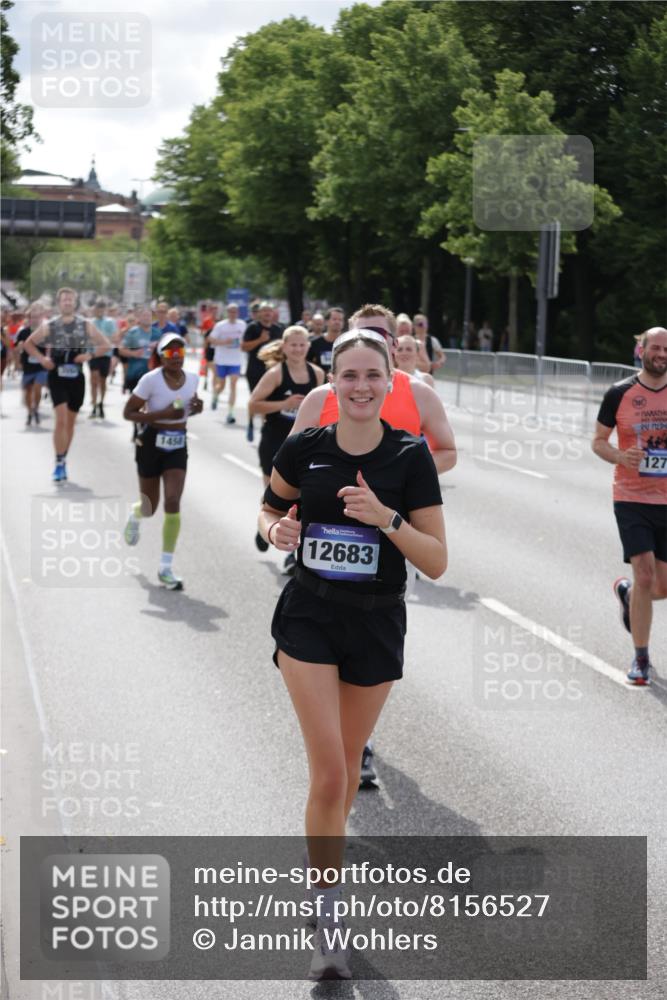 29.06.2025 - hella hamburg halbmarathon Jannik Wohlers http://msf.ph/oto/8156527 29.06.2025 10:17:17 Lombardsbrücke 1015, 1204, 1274, 1458, 1749, 1795, 2094, 2259, 2548, 3138, 3292, 4218, 5002, 5290, 5611, 5733, 6254, 6336, 6352, 6786, 7258, 7291, 7413, 7566, 7844, 8144, 9400, 9798, 9848, 10174, 10620, 10677, 11156, 11275, 11372, 11707, 11916, 12031, 12668, 12683, 14194, 14307, 14420, 14648, 14825, 14877, 15978, 16024, 16038, 16576, 16707, 17083, 17270, 17542, 17616, 18469, 18564, 19029 meine-sportfotos.de