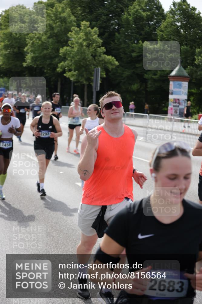 29.06.2025 - hella hamburg halbmarathon Jannik Wohlers http://msf.ph/oto/8156564 29.06.2025 10:17:18 Lombardsbrücke 1015, 1204, 1274, 1458, 1622, 1749, 1795, 2094, 2259, 2548, 3138, 3292, 4218, 5002, 5290, 5611, 5733, 6254, 6336, 6352, 6786, 7258, 7291, 7413, 7566, 7844, 8144, 9400, 9798, 9848, 10174, 10620, 10677, 11156, 11275, 11372, 11707, 11916, 12031, 12668, 12683, 14013, 14194, 14307, 14420, 14648, 14701, 14825, 14877, 15978, 16024, 16038, 16576, 16707, 17083, 17270, 17542, 17616, 18564, 19029 meine-sportfotos.de