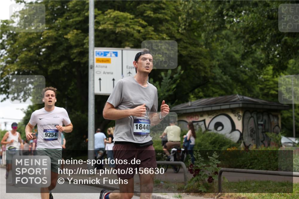 29.06.2025 - hella hamburg halbmarathon Yannick Fuchs http://msf.ph/oto/8156630 29.06.2025 10:58:37 20KM 1062, 1229, 1842, 2298, 2463, 2698, 3572, 4542, 6100, 7081, 7271, 7474, 8171, 8405, 9254, 9680, 9816, 9986, 10067, 10402, 10694, 10824, 11556, 11960, 12426, 12475, 12646, 12781, 12843, 13901, 14822, 15009, 16344, 16455, 16605, 16753, 16770, 16911, 17895, 18321, 18440, 18520, 18707, 18739, 19240 meine-sportfotos.de