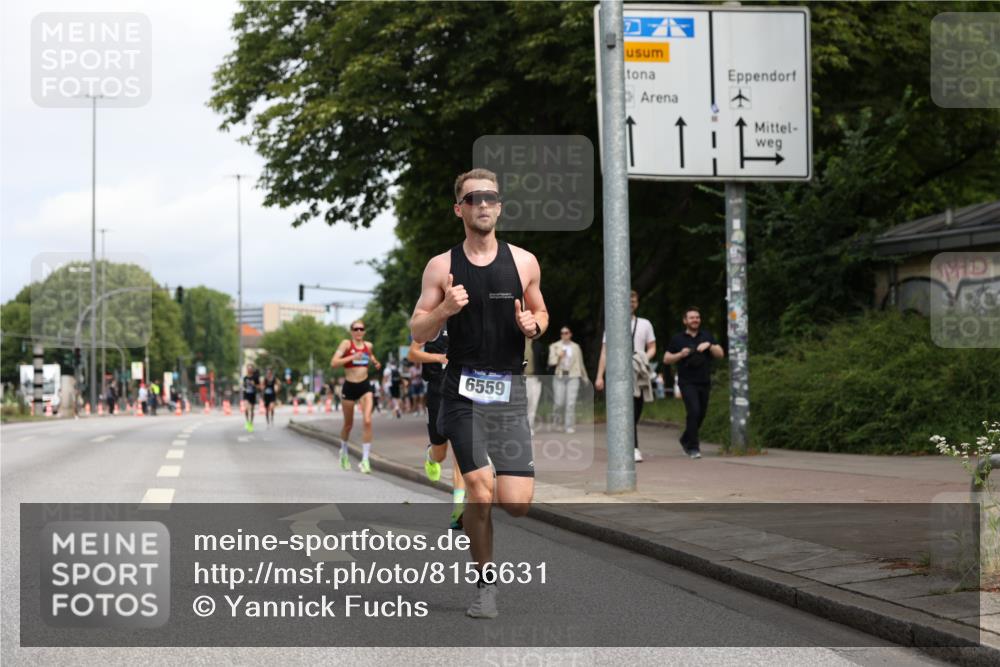 29.06.2025 - hella hamburg halbmarathon Yannick Fuchs http://msf.ph/oto/8156631 29.06.2025 10:17:28 20KM 6559, 9475, 10650, 11965, 13751, 16068, 17886 meine-sportfotos.de
