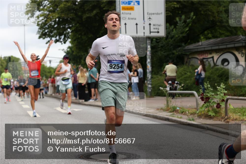 29.06.2025 - hella hamburg halbmarathon Yannick Fuchs http://msf.ph/oto/8156667 29.06.2025 10:58:38 20KM 1062, 1229, 1842, 2298, 2463, 2698, 3572, 3663, 4542, 6100, 7081, 7271, 7474, 8171, 8405, 9254, 9816, 9986, 10067, 10402, 10824, 10962, 11556, 11960, 12426, 12475, 12646, 12781, 12843, 13901, 14822, 15009, 16344, 16367, 16455, 16605, 16753, 16770, 16911, 17895, 18440, 18520, 18707, 18739, 19240 meine-sportfotos.de