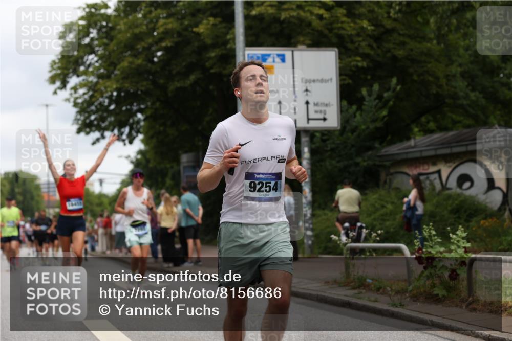 29.06.2025 - hella hamburg halbmarathon Yannick Fuchs http://msf.ph/oto/8156686 29.06.2025 10:58:38 20KM 1062, 1229, 1842, 2298, 2463, 2698, 3572, 3663, 4542, 6100, 7081, 7271, 7474, 8171, 8405, 9254, 9816, 9986, 10067, 10402, 10824, 10962, 11556, 11960, 12426, 12475, 12646, 12781, 12843, 13901, 14822, 15009, 16344, 16367, 16455, 16605, 16753, 16770, 16911, 17895, 18440, 18520, 18707, 18739, 19240 meine-sportfotos.de