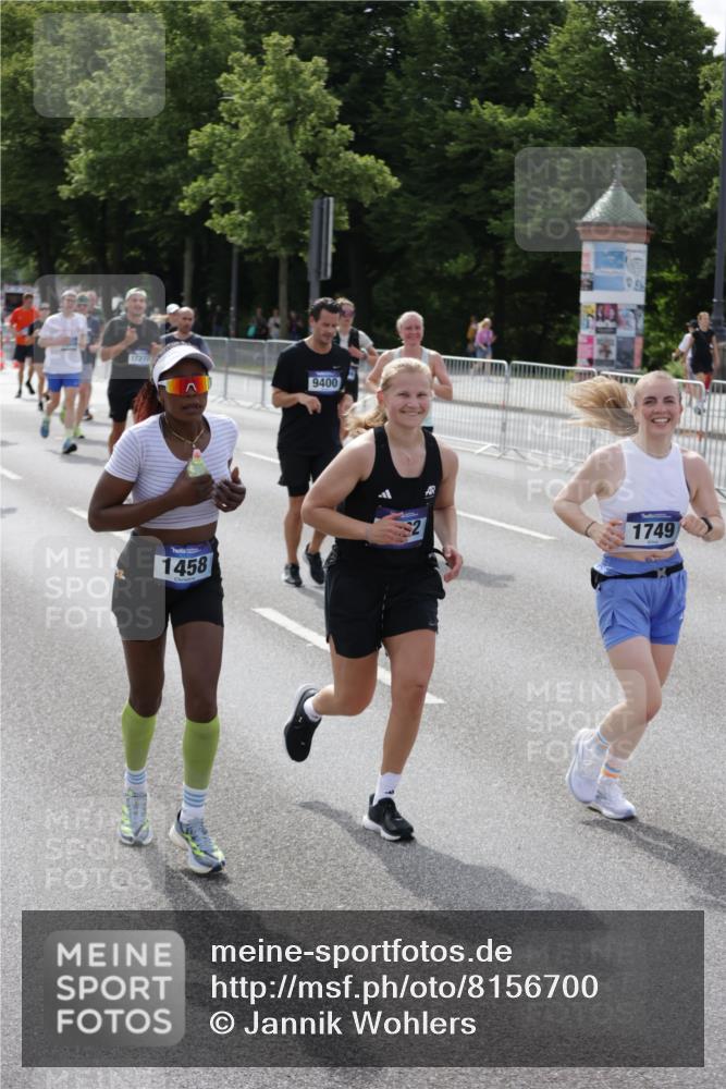 29.06.2025 - hella hamburg halbmarathon Jannik Wohlers http://msf.ph/oto/8156700 29.06.2025 10:17:19 Lombardsbrücke 1015, 1204, 1274, 1458, 1622, 1749, 1795, 2094, 2259, 2548, 3138, 3292, 4218, 5002, 5290, 5611, 5733, 6254, 6336, 6352, 6786, 7258, 7413, 8144, 9400, 9798, 9848, 10174, 10620, 10677, 10831, 11156, 11275, 11372, 11656, 11707, 11916, 12031, 12668, 12683, 13843, 14013, 14194, 14307, 14420, 14701, 14825, 14877, 15978, 16024, 16038, 16576, 16707, 17083, 17270, 17542, 17616, 18564, 19029 meine-sportfotos.de