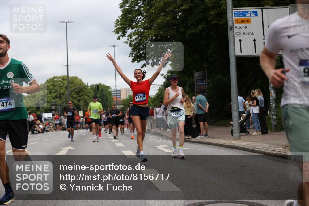 29.06.2025 - hella hamburg halbmarathon Yannick Fuchs http://msf.ph/oto/8156717 29.06.2025 10:58:39 20KM 1062, 1229, 1842, 2298, 2463, 2698, 3572, 3663, 6100, 7081, 7271, 7474, 8171, 8405, 9254, 9816, 9986, 10067, 10402, 10824, 10962, 11556, 11960, 12426, 12475, 12781, 12843, 14822, 15009, 16344, 16367, 16455, 16605, 16753, 16770, 16911, 17895, 18440, 18520, 18707, 18739, 19240 meine-sportfotos.de