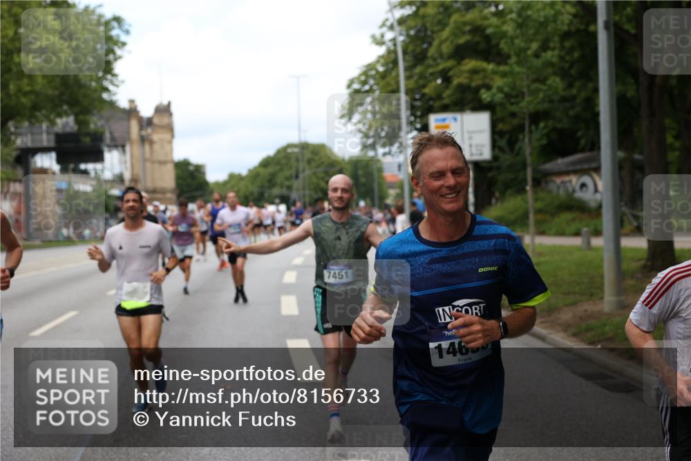 29.06.2025 - hella hamburg halbmarathon Yannick Fuchs http://msf.ph/oto/8156733 29.06.2025 10:38:21 20KM 1415, 1558, 2816, 3907, 4425, 4981, 4999, 5275, 5506, 5624, 5692, 6490, 6705, 6991, 7005, 7093, 7451, 8063, 8145, 8218, 8900, 9043, 9081, 9374, 9633, 9931, 10246, 10669, 10930, 11153, 11346, 11648, 11848, 12327, 12438, 12554, 12966, 13421, 13996, 14690, 14798, 14861, 15383, 15512, 15862, 15932, 16062, 16105, 16224, 16301, 16547, 16549, 16648, 16720, 17251, 17376, 17516, 17912, 18678, 18942 meine-sportfotos.de