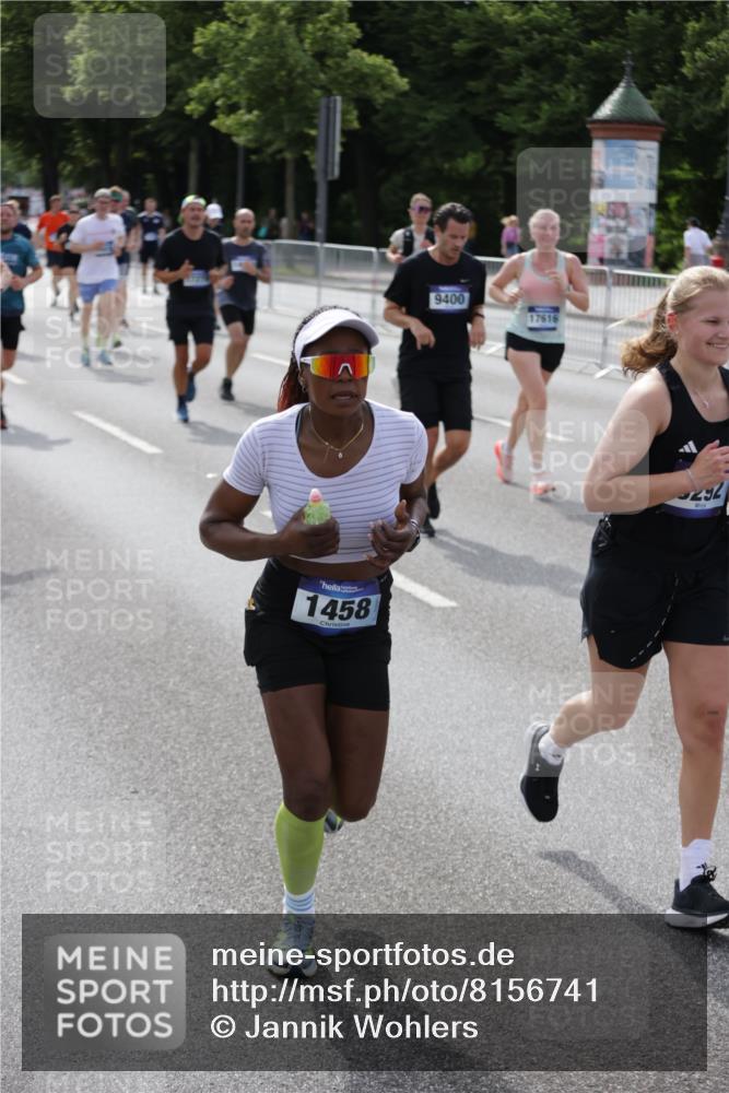 29.06.2025 - hella hamburg halbmarathon Jannik Wohlers http://msf.ph/oto/8156741 29.06.2025 10:17:20 Lombardsbrücke 1015, 1204, 1274, 1458, 1622, 1749, 1795, 2094, 2259, 2548, 3138, 3292, 4218, 5002, 5290, 5611, 5733, 6254, 6336, 6352, 6786, 7258, 7413, 8144, 8799, 9400, 9798, 9848, 10174, 10620, 10677, 10831, 11156, 11275, 11372, 11656, 11707, 11916, 12031, 12401, 12553, 12668, 12683, 13843, 14013, 14194, 14307, 14420, 14701, 14825, 15978, 16038, 16576, 16707, 17083, 17270, 17542, 17616, 19029 meine-sportfotos.de