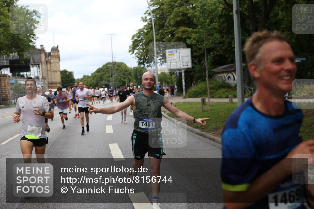 29.06.2025 - hella hamburg halbmarathon Yannick Fuchs http://msf.ph/oto/8156744 29.06.2025 10:38:21 20KM 1415, 1558, 2816, 3907, 4425, 4981, 4999, 5275, 5506, 5624, 5692, 6490, 6705, 6991, 7005, 7093, 7451, 8063, 8145, 8218, 8900, 9043, 9081, 9374, 9633, 9931, 10246, 10669, 10930, 11153, 11346, 11648, 11848, 12327, 12438, 12554, 12966, 13421, 13996, 14690, 14798, 14861, 15383, 15512, 15862, 15932, 16062, 16105, 16224, 16301, 16547, 16549, 16648, 16720, 17251, 17376, 17516, 17912, 18678, 18942 meine-sportfotos.de