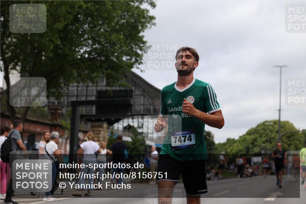 29.06.2025 - hella hamburg halbmarathon Yannick Fuchs http://msf.ph/oto/8156751 29.06.2025 10:58:39 20KM 1062, 1229, 1842, 2298, 2463, 2698, 3572, 3663, 6100, 7081, 7271, 7474, 8171, 8405, 9254, 9816, 9986, 10067, 10402, 10824, 10962, 11556, 11960, 12426, 12475, 12781, 12843, 14822, 15009, 16344, 16367, 16455, 16605, 16753, 16770, 16911, 17895, 18440, 18520, 18707, 18739, 19240 meine-sportfotos.de