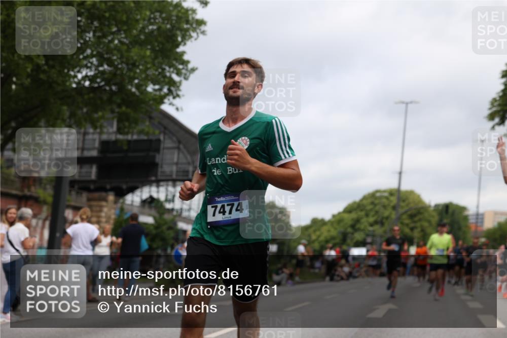 29.06.2025 - hella hamburg halbmarathon Yannick Fuchs http://msf.ph/oto/8156761 29.06.2025 10:58:39 20KM 1062, 1229, 1842, 2298, 2463, 2698, 3572, 3663, 6100, 7081, 7271, 7474, 8171, 8405, 9254, 9816, 9986, 10067, 10402, 10824, 10962, 11556, 11960, 12426, 12475, 12781, 12843, 14822, 15009, 16344, 16367, 16455, 16605, 16753, 16770, 16911, 17895, 18440, 18520, 18707, 18739, 19240 meine-sportfotos.de