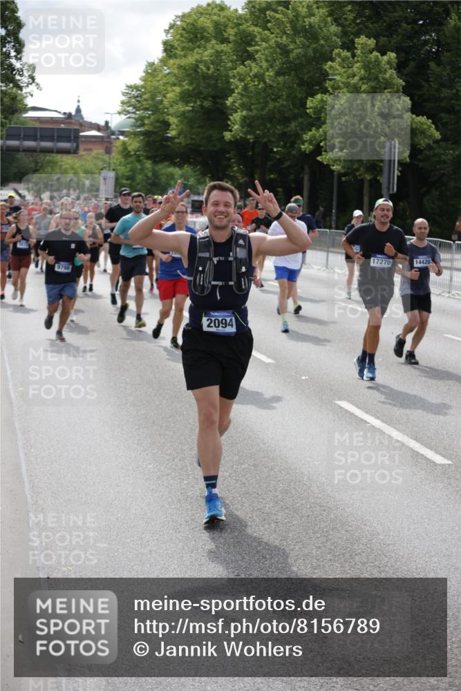 29.06.2025 - hella hamburg halbmarathon Jannik Wohlers http://msf.ph/oto/8156789 29.06.2025 10:17:21 Lombardsbrücke 1015, 1204, 1274, 1458, 1622, 1749, 1795, 2094, 2259, 2548, 3138, 3292, 4218, 5002, 5004, 5290, 5611, 5733, 6254, 6336, 6352, 6786, 7258, 7413, 8144, 8799, 9400, 9798, 9848, 9964, 10174, 10677, 10831, 11156, 11275, 11372, 11656, 11707, 11916, 12031, 12401, 12553, 12683, 13843, 14013, 14194, 14307, 14420, 14701, 14738, 14825, 15203, 15322, 15978, 16038, 16576, 16707, 17083, 17270, 17542, 17616, 19029 meine-sportfotos.de