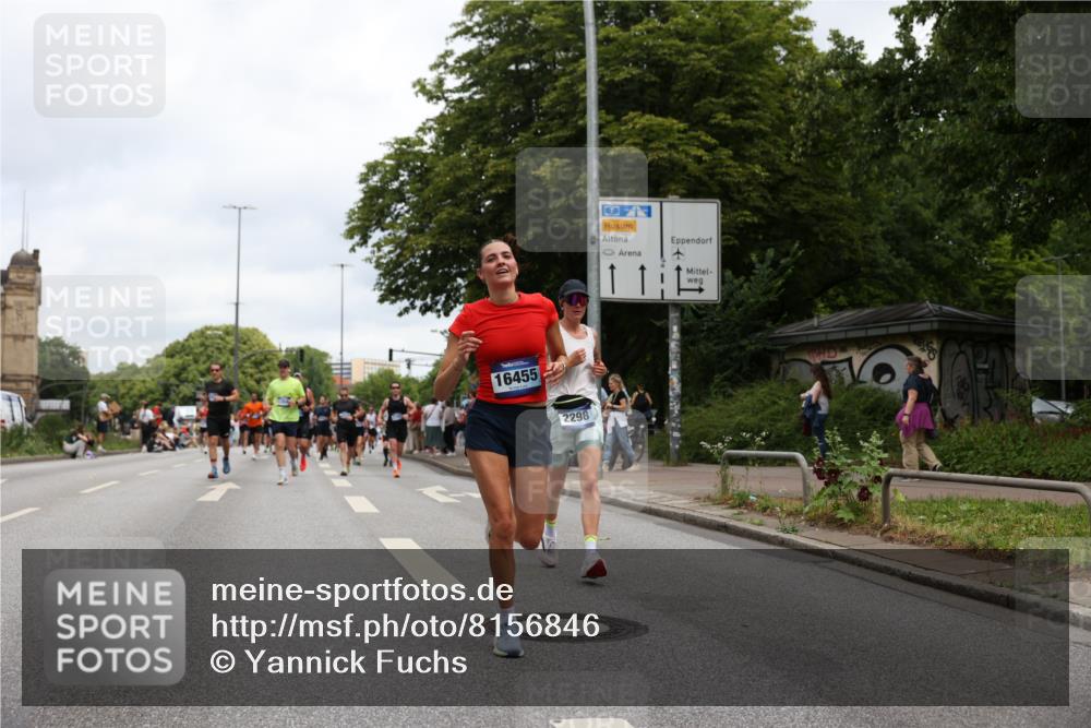 29.06.2025 - hella hamburg halbmarathon Yannick Fuchs http://msf.ph/oto/8156846 29.06.2025 10:58:40 20KM 1062, 1229, 1842, 2298, 2463, 2698, 3572, 3663, 5354, 5365, 6100, 6907, 6908, 7081, 7271, 7474, 8171, 8405, 9254, 9816, 9986, 10067, 10402, 10824, 10962, 11556, 11960, 12426, 12475, 12781, 12843, 14465, 14822, 15009, 16344, 16367, 16455, 16605, 16753, 16770, 16911, 17140, 17763, 17895, 18440, 18520, 18707, 18739 meine-sportfotos.de
